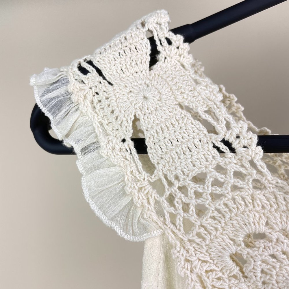 NEW | ADIVA sleeveless top accented with crochet lace - SZ M - Picture 3 of 11